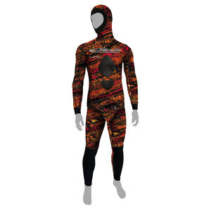 muta neoprene per pesca subacquea