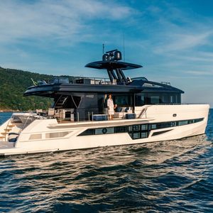 motor-yacht da crociera