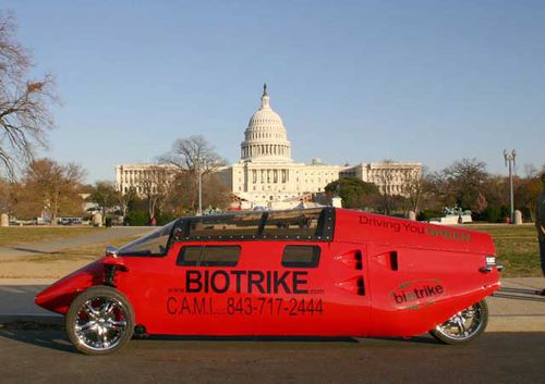 Auto anfibia - BioTrike - Cool Amphibious Manufacturers International, LLC.