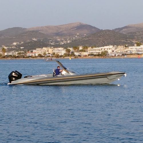 Gommone RIB - GENESIS 31 - TROPIDA ribs - fuoribordo / bimotore / con carena a gradino