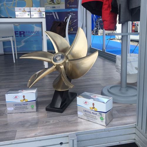 Antivegetativa per barca - CRYSTAL PROP - coverplast sas - autopulente / per elica