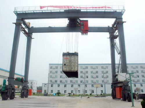 Portainer - Rubber-Tyred  - Henan Haitai Ship Crane Co., Ltd.