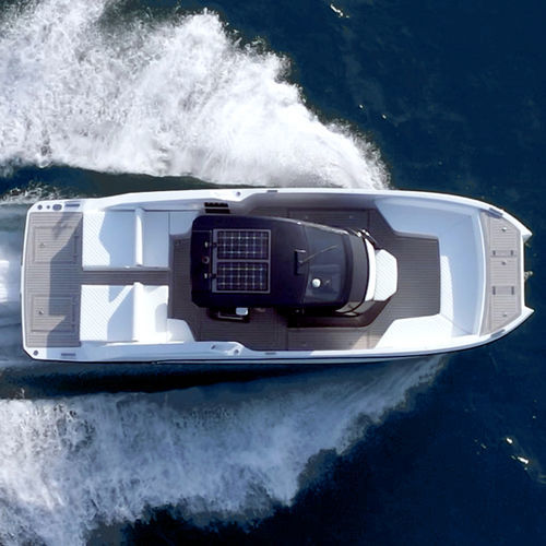Barca open catamarano - 30  - Aurea Yachts - fuoribordo / entrobordo / elettrica
