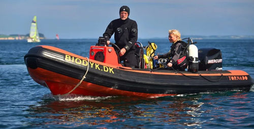 Barca professionale barca di supporto per immersioni - 5.8M  - Tornado Boats International ApS - fuoribordo / RIB / ad uso polivalente