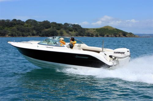 Runabout fuoribordo - 565 ESPRITE XL - Buccaneer - bow-rider / con dual console / da wakeboard