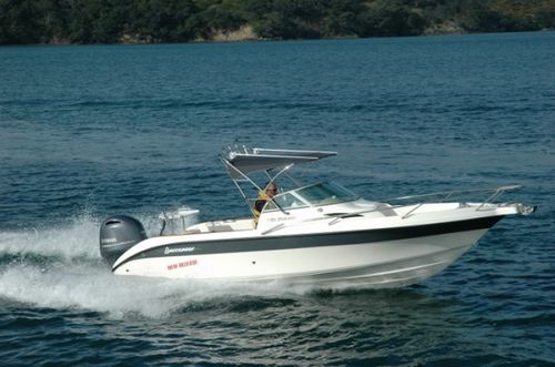 Walkaround fuoribordo - 685 EL DORADO - Buccaneer - con dual console / da pesca sportiva / max. 8 persone