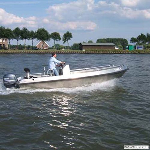 Barca open fuoribordo - 655 - Alufleet B.V. - con console centrale / per base turistica sportiva / in alluminio