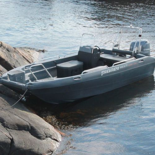 Barca open catamarano - MULTI - Pioner Boats Norway - fuoribordo / con console laterale / con dual console