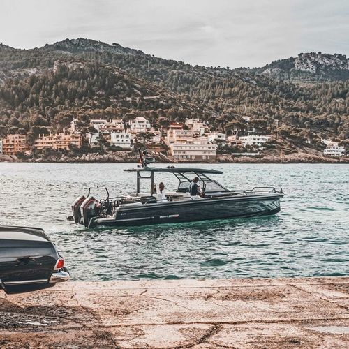 Cabinato fuoribordo - Shadow 900 Sun-Top Deep Blue - Brabus Marine - bimotore / open / ad alta prestazione