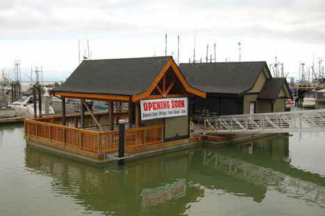 Ristorante galleggiante - Crab King - International Marine Floatation Systems, Inc. (IMFS)