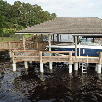 Guidapalo per pontile - Shoreline Plastics, LLC