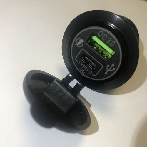 Porta USB per barca - QC3.0 - Foshan 1 Boat Hardware Co., Ltd.