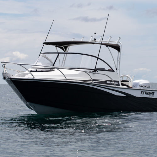 Day cruiser fuoribordo - 645 - Extreme Boats EU Ltd. - open / con dual console / sportivo