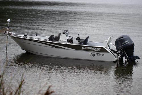 Lancia fuoribordo - 545 SC - Extreme Boats EU Ltd. - open / con console laterale / da pesca sportiva