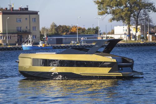 Cabin-cruiser entrobordo - RX 30 - Futuro Boats - open / hard-top / in alluminio