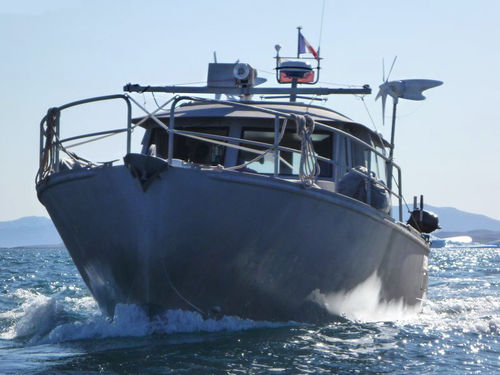 Trawler diesel - ECOTROLL 39 - META YACHTS - con motore diesel / ibrido / con fly