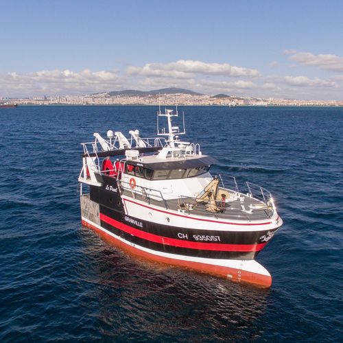 Barca professionale peschereccio a strascico - FVT160 - Nova Shipyard - entrobordo / in acciaio