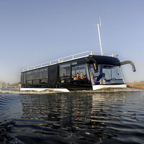 Auto anfibia - Swimbus International Ltd.