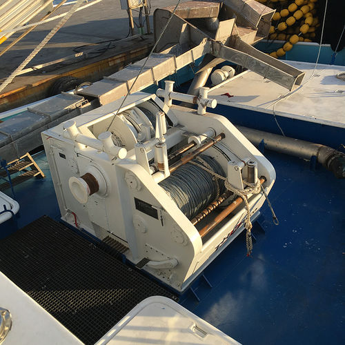 Argano per nave da pesca - sardine vessels - TH COMPANY - per rete a circuizione / con motore idraulico