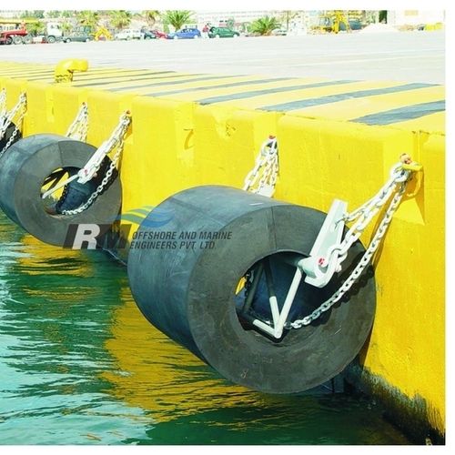 Parabordo per stazioni marittime - DCY series - IRM Offshore and Marine Engineers PVT. LTD. - per porto / cilindrico