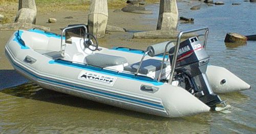 Gommone fuoribordo - 4.2m - Aquarius Inflatables - semirigido / con console centrale / open