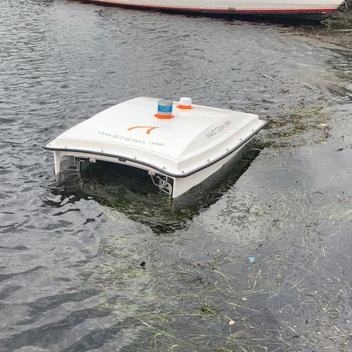 Drone marino per la raccolta di rifiuti - WasteShark - RanMarine - autonomo / catamarano