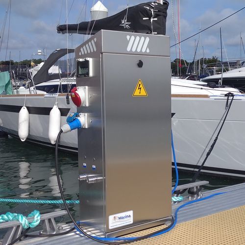 Colonnina di distribuzione elettrica - BE 22 - ARMARINA - di distribuzione di acqua / per pontile / in acciaio inossidabile