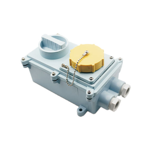 Presa elettrica stagna per nave - IMPA 792771 - Zhejiang Bozhou Marine Electric Technology Co., Ltd. - per barca / femmina / con interruttore
