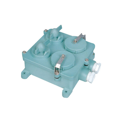 Presa elettrica stagna per nave - IMPA 792832 - Zhejiang Bozhou Marine Electric Technology Co., Ltd. - per barca / femmina / con interruttore