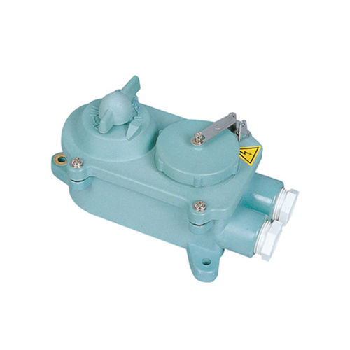 Presa elettrica stagna per nave - IMPA 792857 - Zhejiang Bozhou Marine Electric Technology Co., Ltd. - per barca / femmina / con interruttore