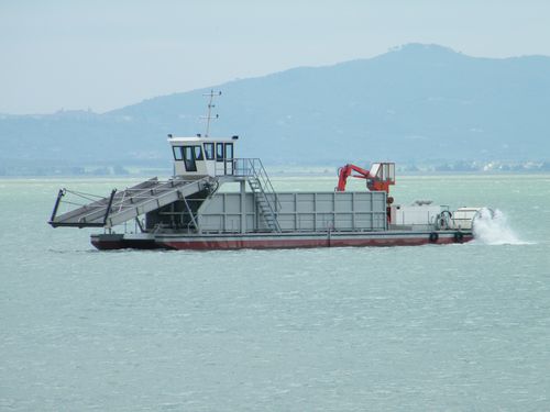 Nave speciale anti-inquinamento - TRASIMENO - Italdraghe - catamarano