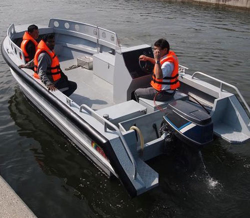 Barca professionale barca da lavoro - Centurion 20 - Five Aluminium Boat and Engineering Pte Ltd - diesel / fuoribordo / in alluminio