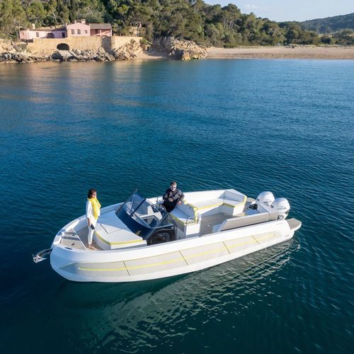 Day cruiser elettrico - 800 ECO - Zephyr boats  - fuoribordo / bimotore / open