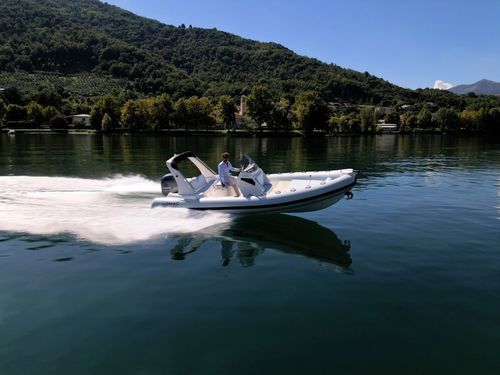 Gommone fuoribordo - EUFORIA 660 - Lomac - semirigido / open / con console centrale