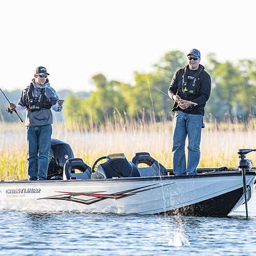 Bass boat fuoribordo - 1750 HAWK  - Crestliner - con console laterale / da pesca sportiva / in alluminio