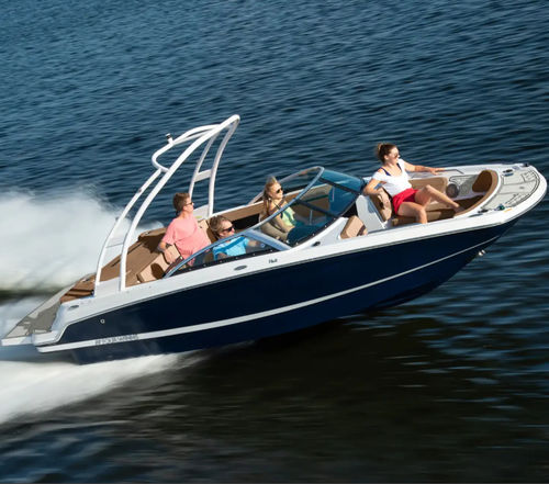 Deck boat entrobordo - HD2 - Four Winns - open / con dual console / bow-rider