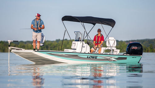 Bay boat fuoribordo - 20 Bay - Lowe - con console centrale / open / da pesca sportiva