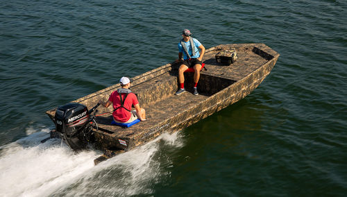 Jon boat fuoribordo - Roughneck 2070 Deluxe Tiller - Lowe - open / da pesca sportiva / in alluminio