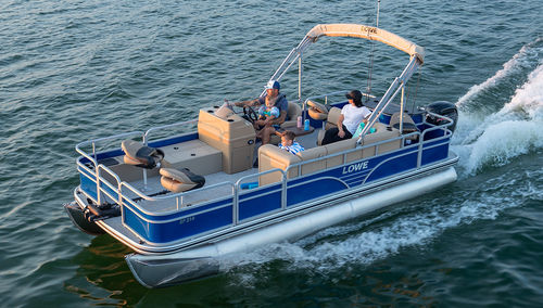 Pontoon boat fuoribordo - SF214 - Lowe - open / con console laterale / da pesca sportiva