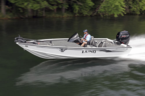 Bass boat fuoribordo - 1875XS - Lund - con console laterale / da pesca sportiva / in alluminio