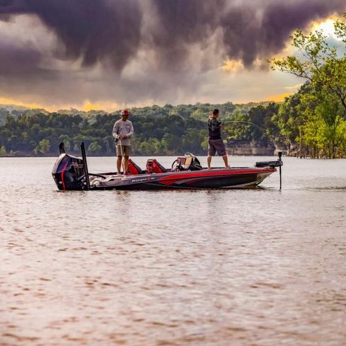 Bass boat fuoribordo - Z520R - Ranger Boats - con console laterale / open / da pesca sportiva