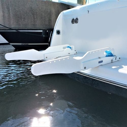 Gruetta per barca - VCTILT - VersaChock - manuale / girevole / in HDPE