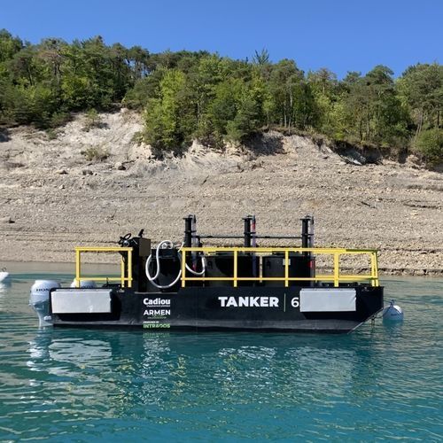 Barca professionale barca da lavoro - TANKER 650 - ARMEN  Initiative - barca utilitaria / imbarcazione di servizio / imbarcazione di servizio portuale
