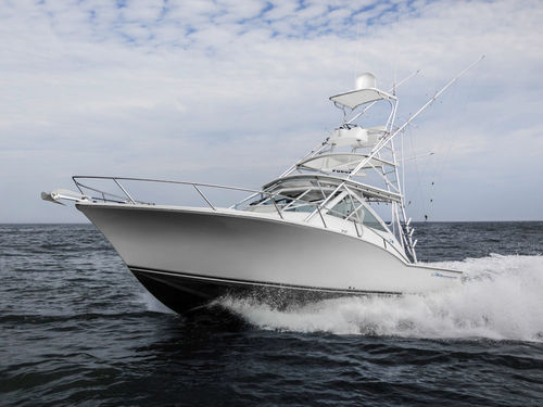 Cabinato fuoribordo - 32 EXPRESS - Albemarle - con fly / da pesca sportiva / con 4 cuccette