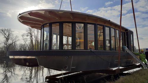 Barca a motore house-boat catamarano - HOUSE - BARKMET BOATS - fuoribordo / elettrica / diesel