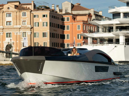 Cabinato entrobordo - Falcon Tenders Limited - open / con dual console / con cabina