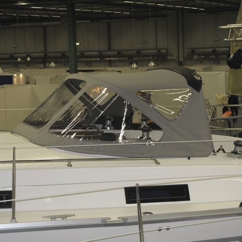 Capote di tuga per barca a vela - Bavaria 32 - KAPELL ANNAT - per cabina di pilotaggio / con struttura in acciaio inossidabile / grigia