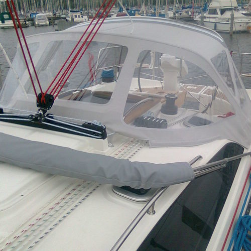 Capote di tuga per barca a vela - Delphia 37.3 - KAPELL ANNAT - per cabina di pilotaggio / con struttura in acciaio inossidabile / grigia