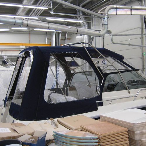 Chiusura da pozzetto per imbarcazione a motore - AQUADOR 25 WAe - KAPELL ANNAT