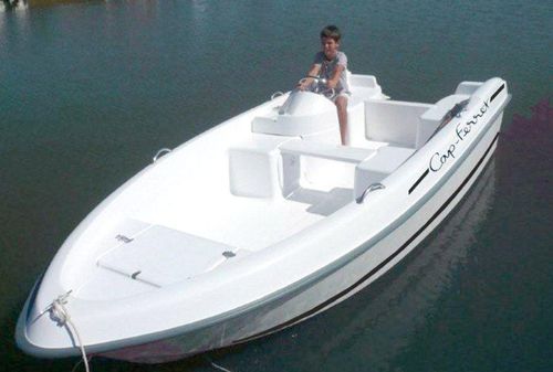 Barca open fuoribordo - Cap-Ferret 452 - B2 marine - con console laterale / da pesca sportiva / max. 5 persone